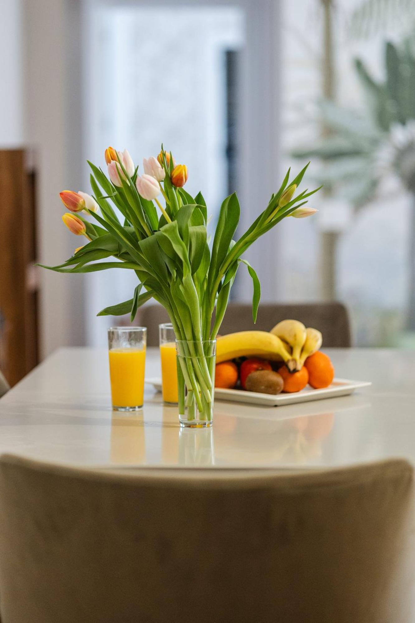 Peak Aparthotel - Old Town - By Cityhost Braşov Buitenkant foto